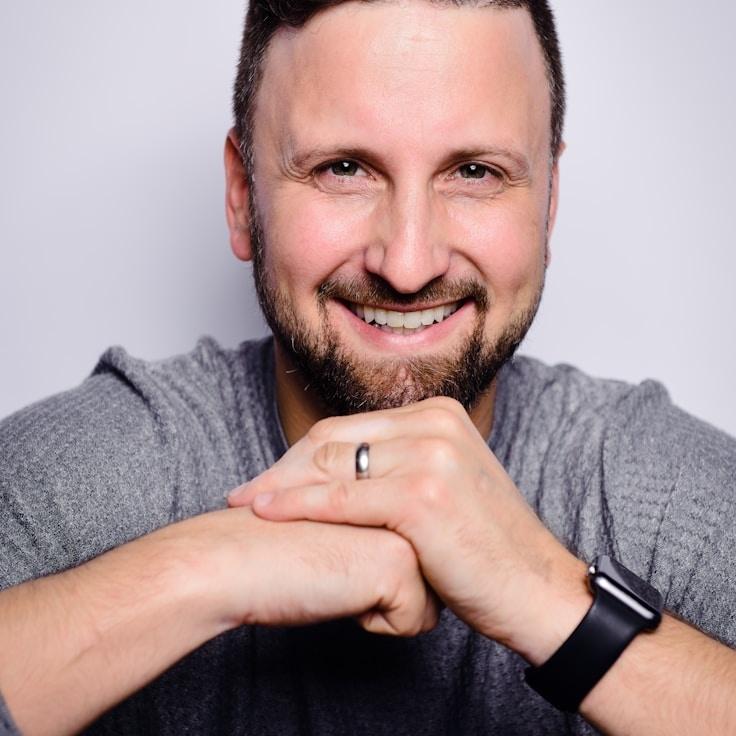 Jordan Li, Client Relations Director, discussing corporate gifting strategy with business clients